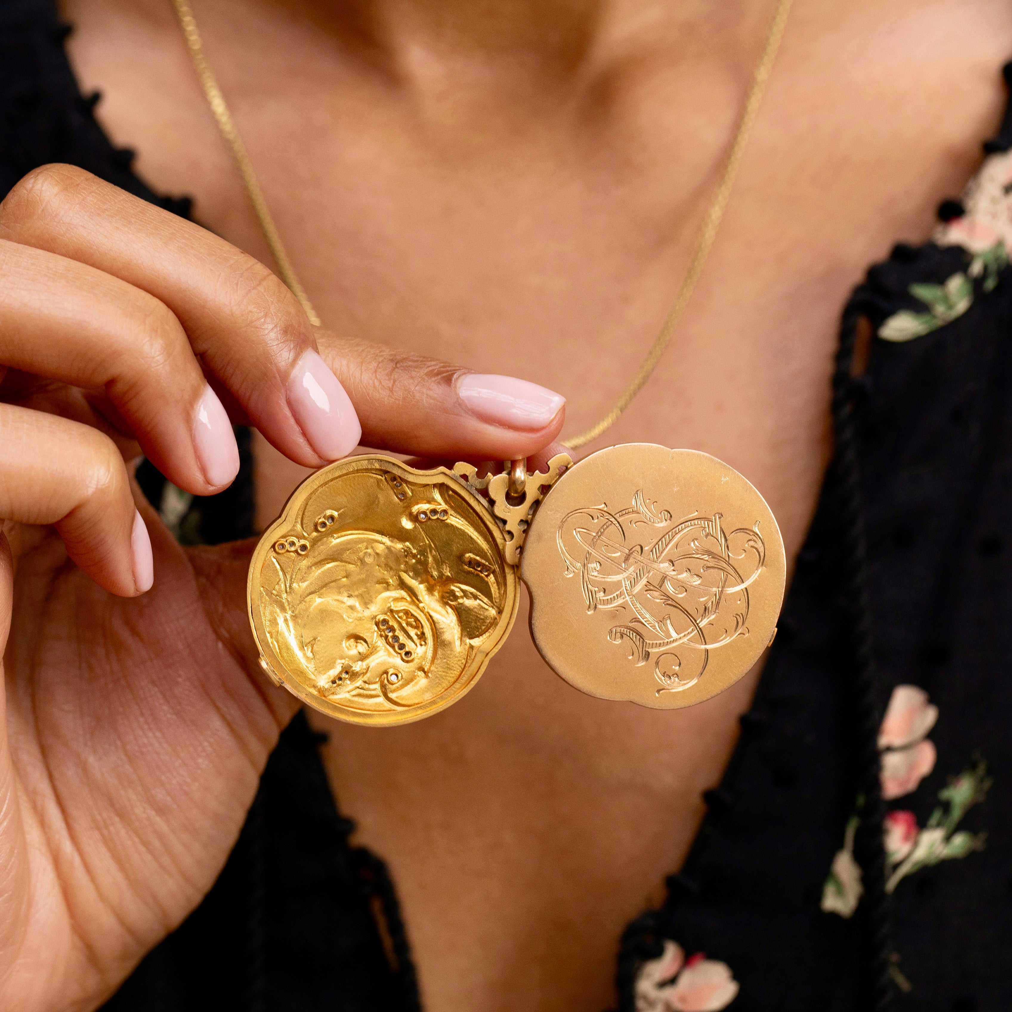 French Art Nouveau 18K Gold and Diamond Sliding Locket Necklace