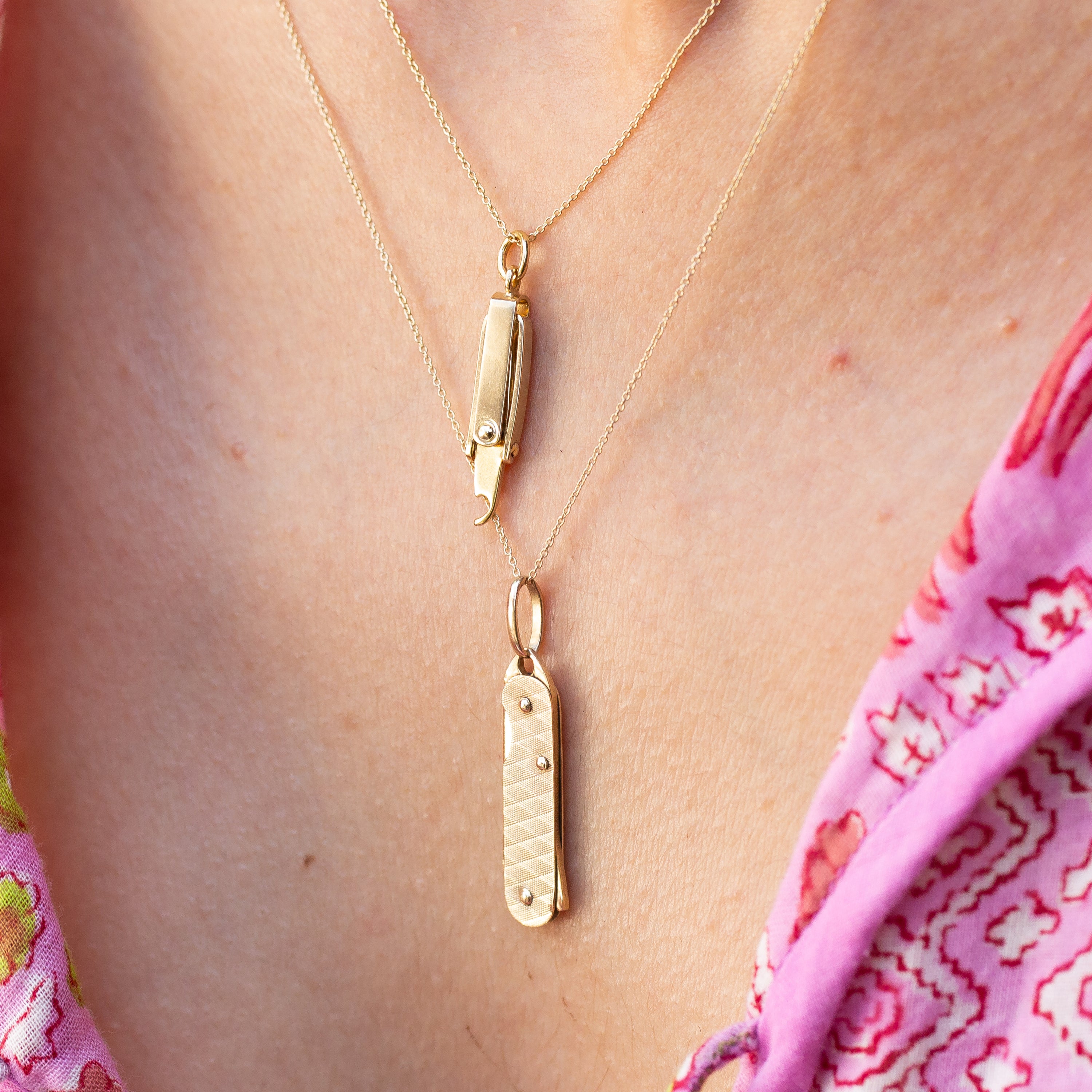 Foldable Knife 14k Gold Charm