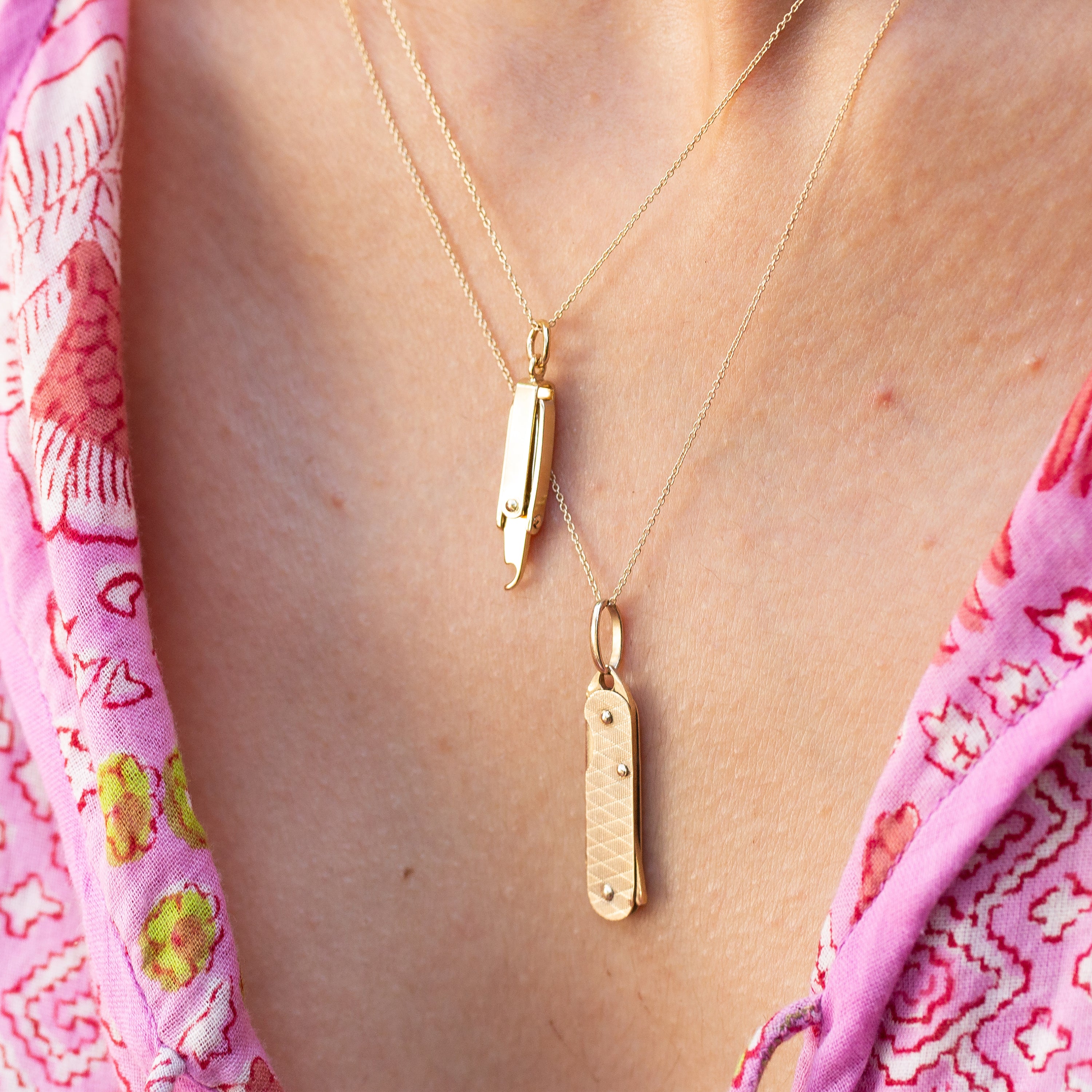 Foldable Knife 14k Gold Charm