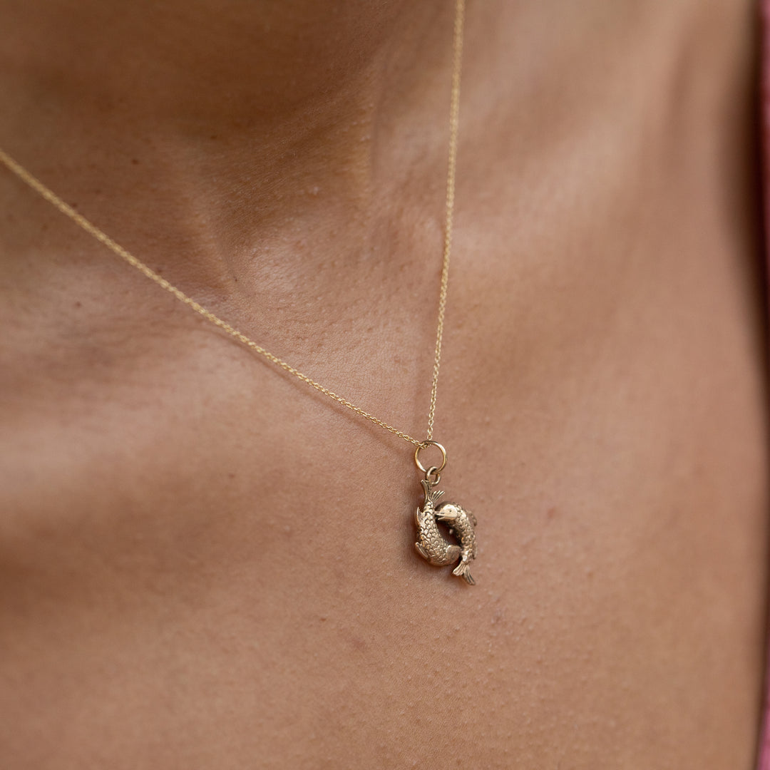 English Double Fish 9K Gold Pisces Zodiac Charm