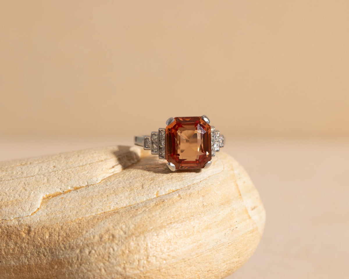 VINTAGE ENGAGEMENT RINGS