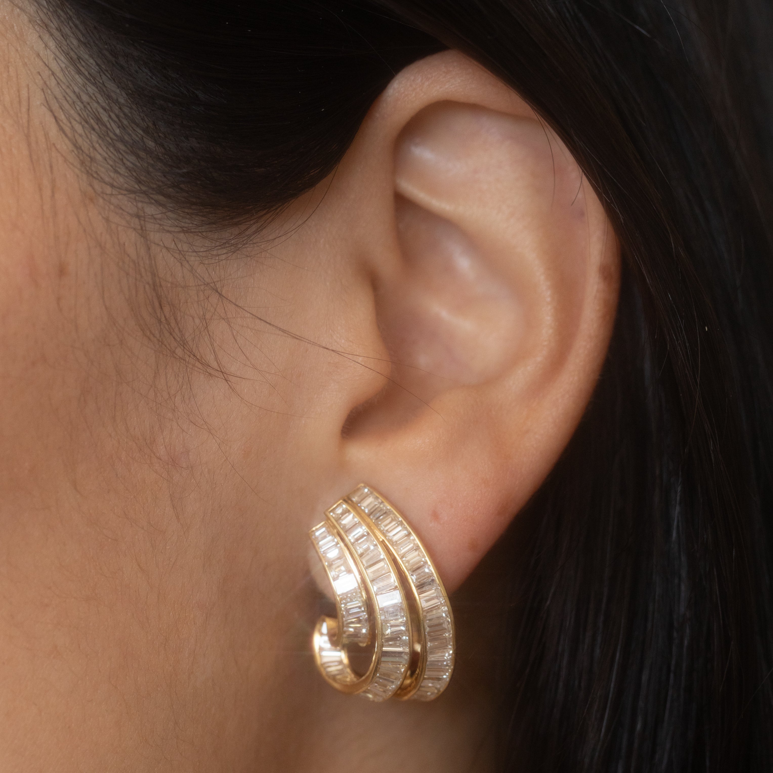 5.52 Carat Baguette Diamond And 18K Gold Earrings