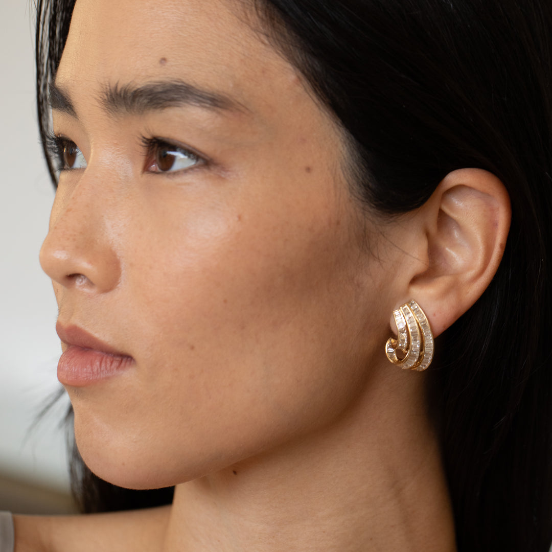 5.52 Carat Baguette Diamond And 18K Gold Earrings