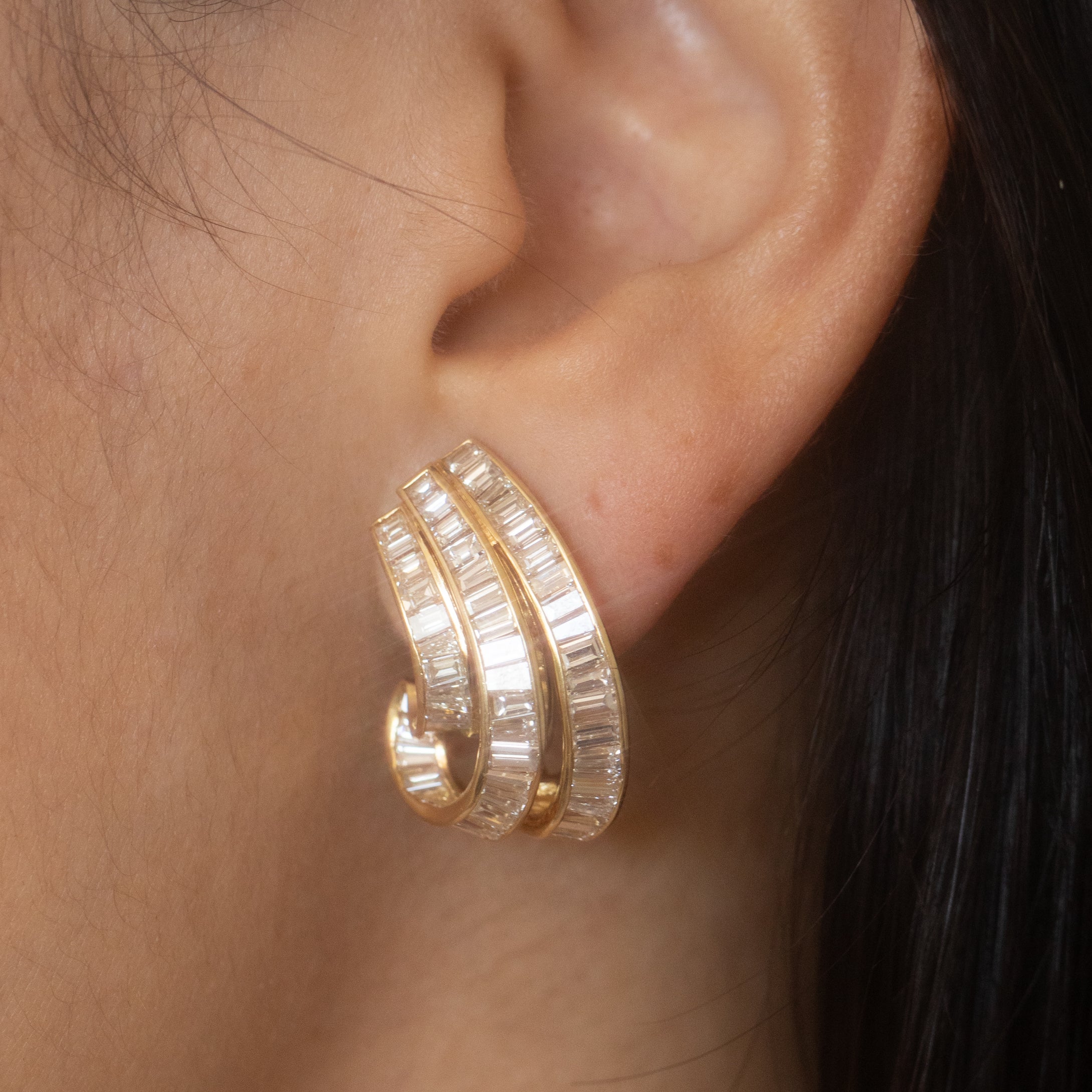 5.52 Carat Baguette Diamond And 18K Gold Earrings