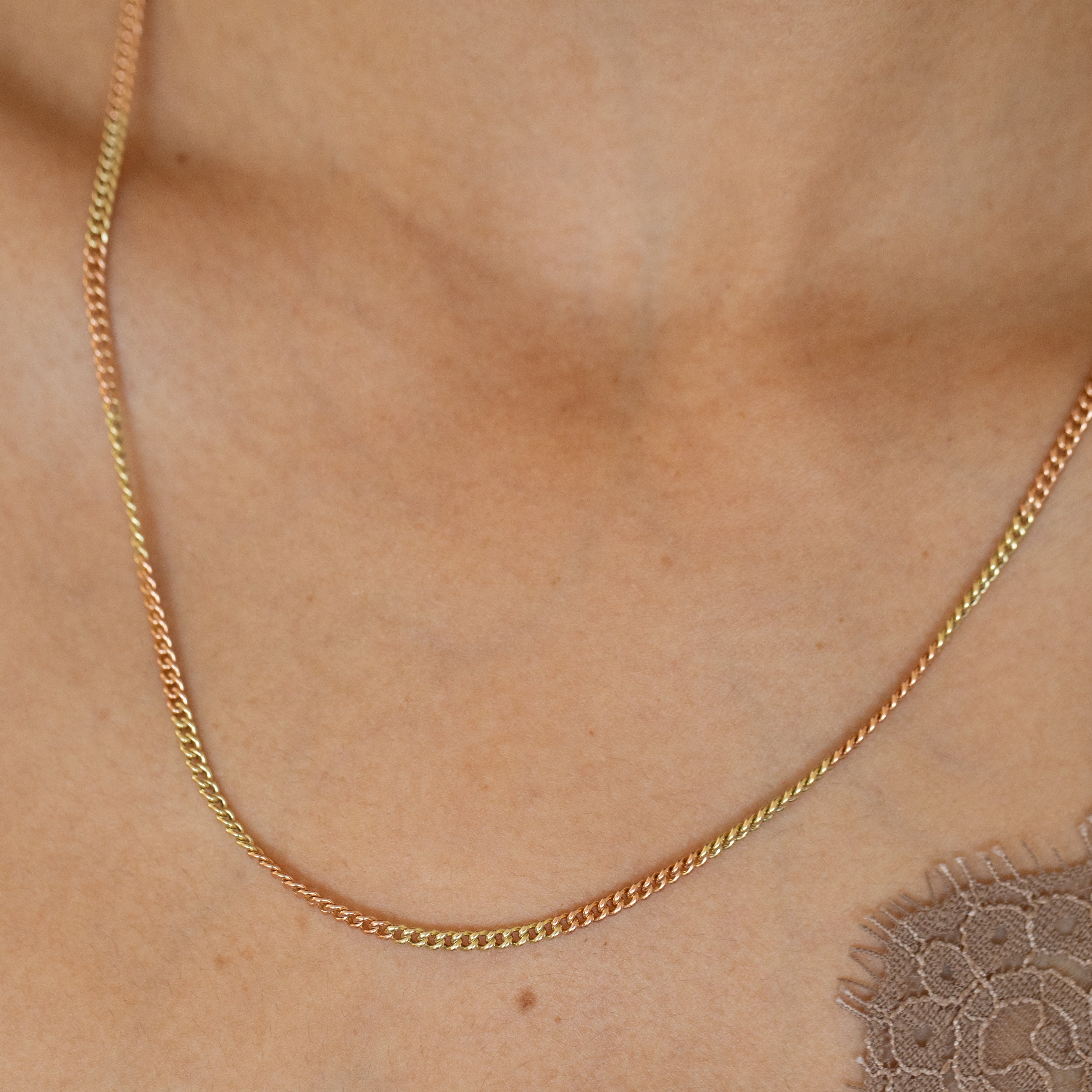 Early 20th Century Bi-Color 14K Gold Curb Link Chain Necklace