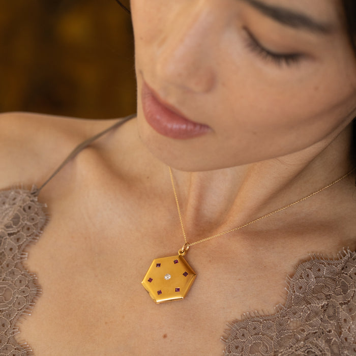 Early 20th Century Octagonal Rudy, Diamond, And 18K Gold Locket