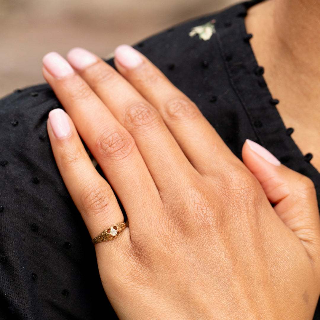 Victorian Diamond and 18K Gold Engraved Ring