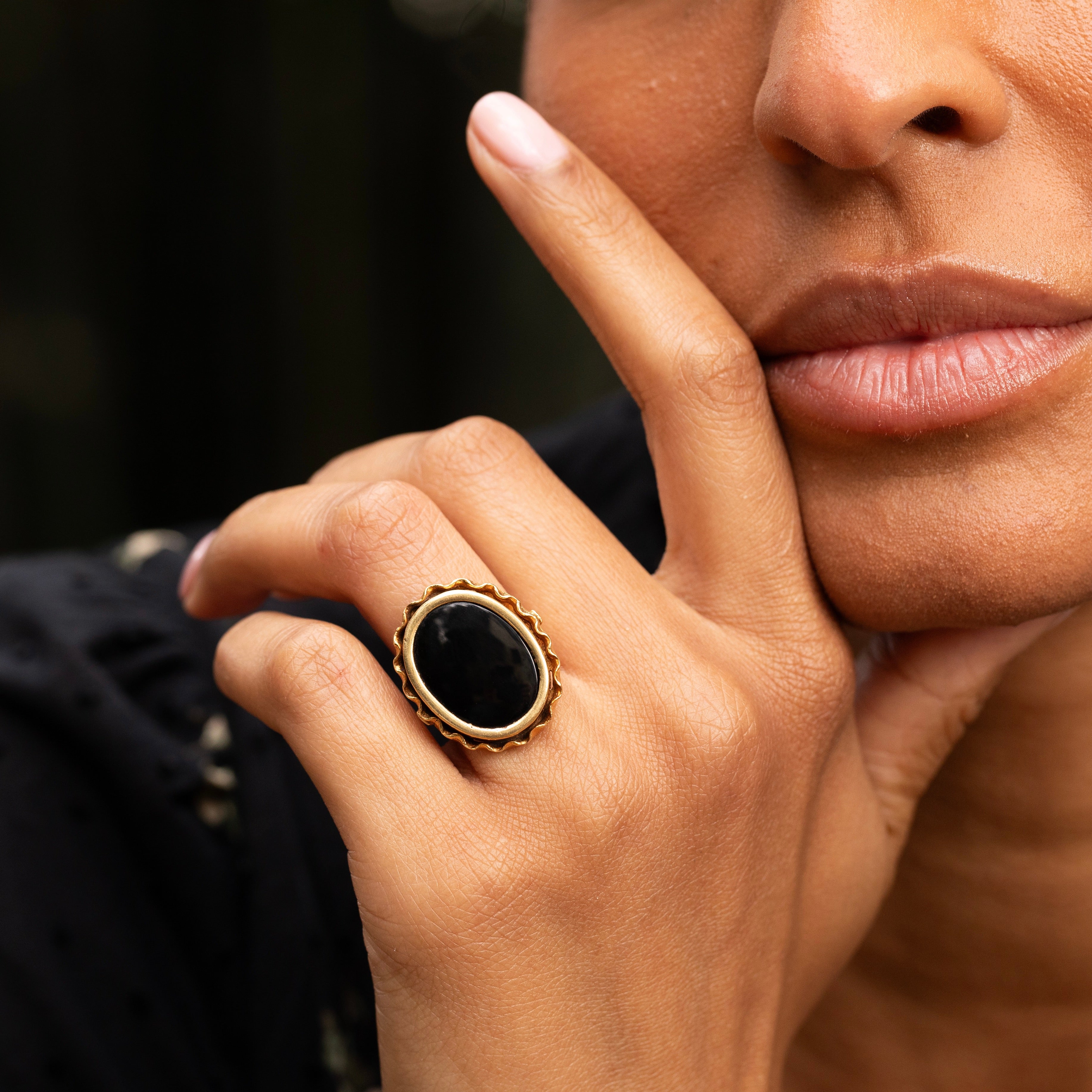 Onyx and 18K Scalloped Gold Ring