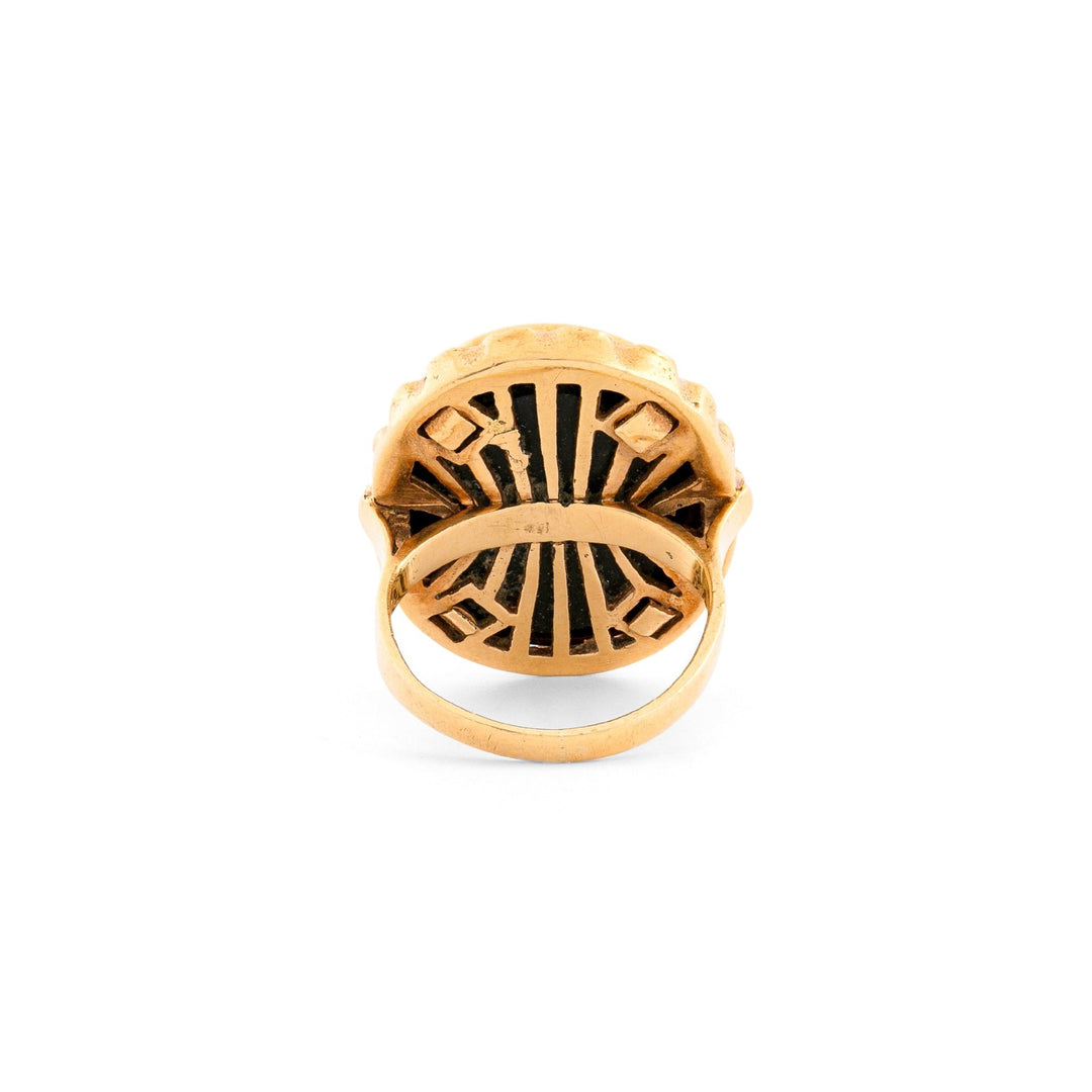 Onyx and 18K Scalloped Gold Ring