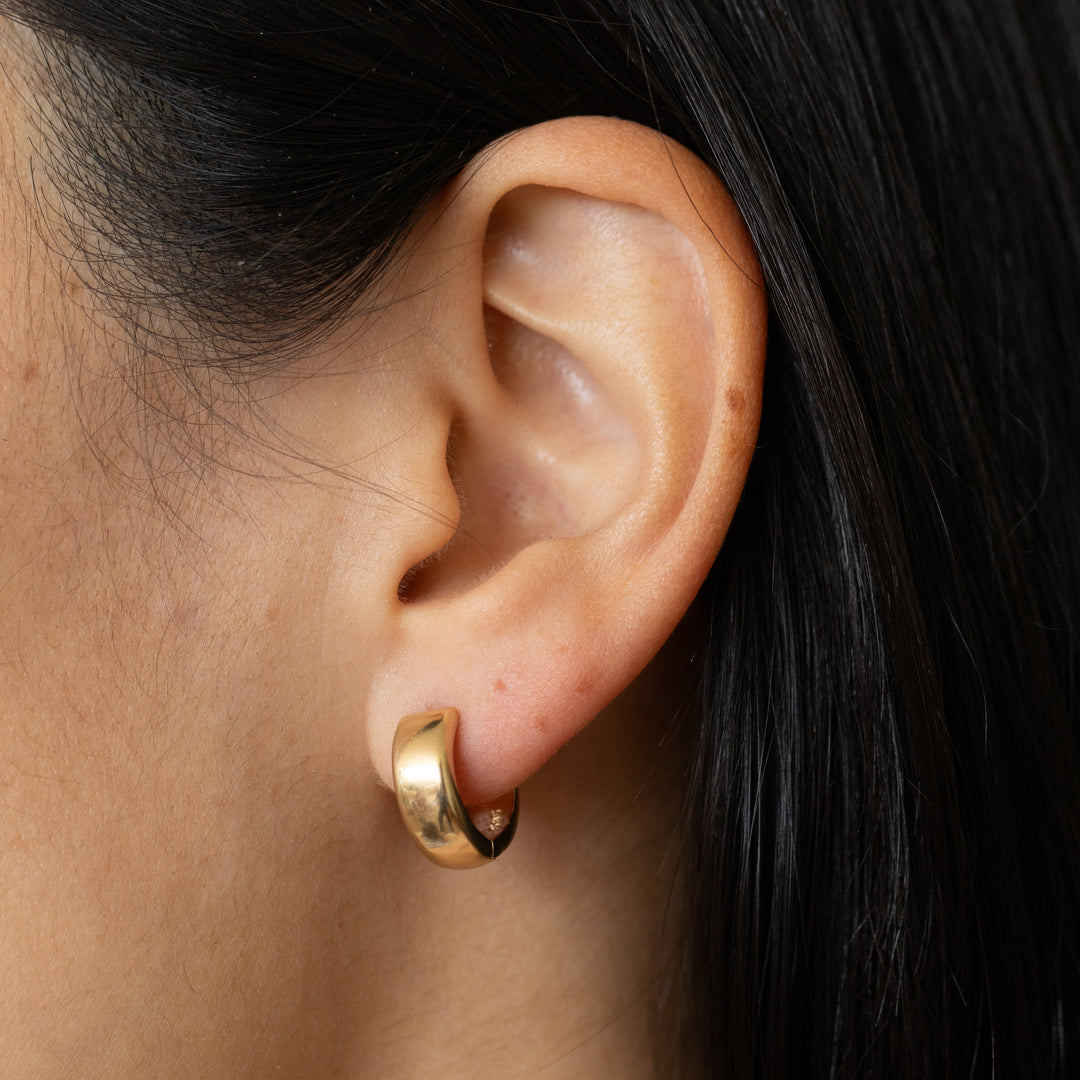 Hinged 14k Gold Huggie Hoop Earrings