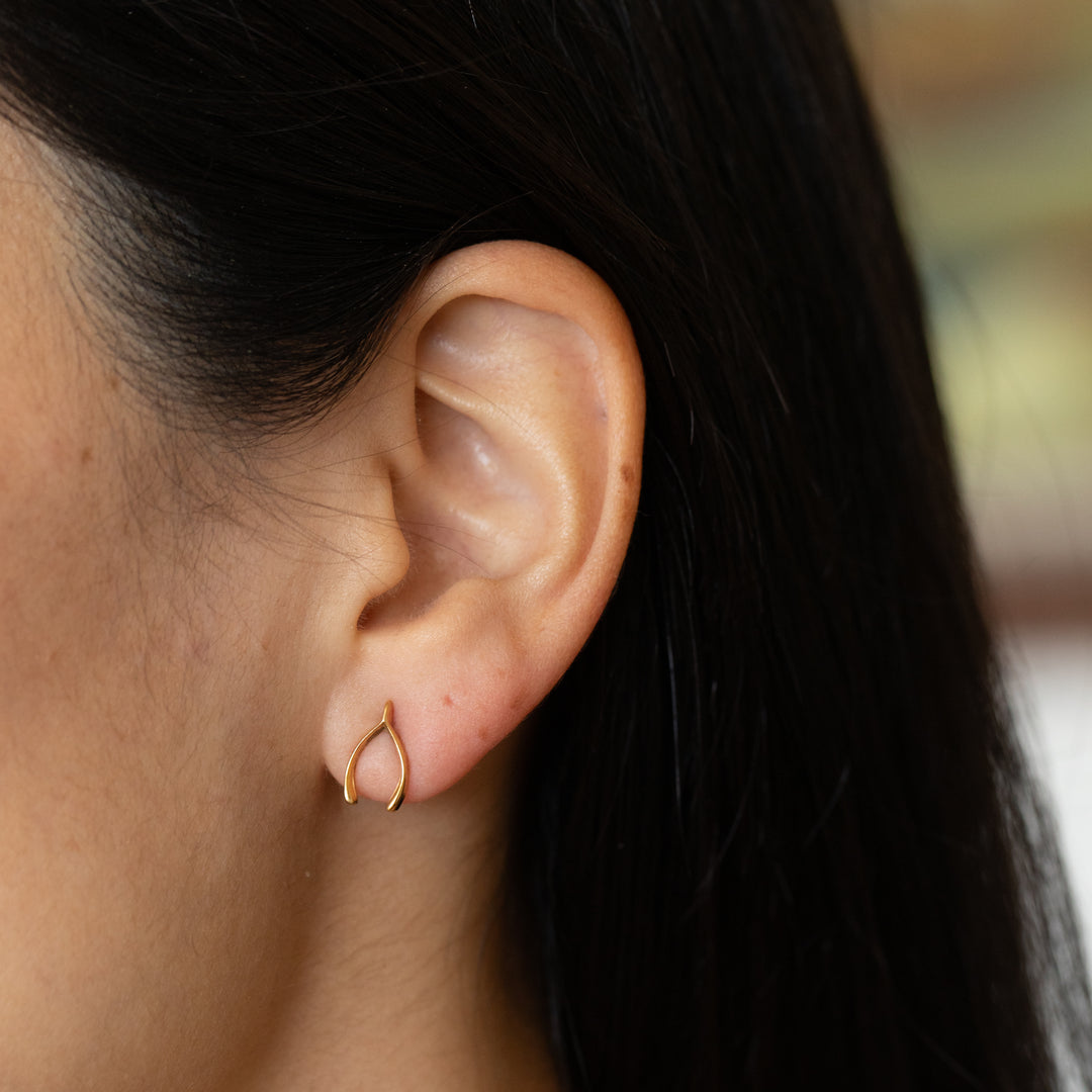 Wishbone 14k Gold Stud Earrings