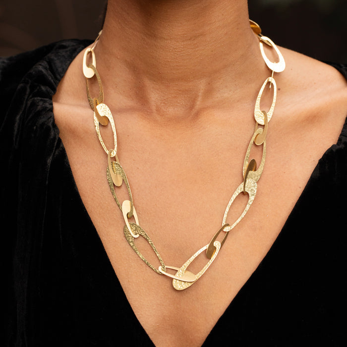 Textured Oval Link 14K Gold Chain Necklace