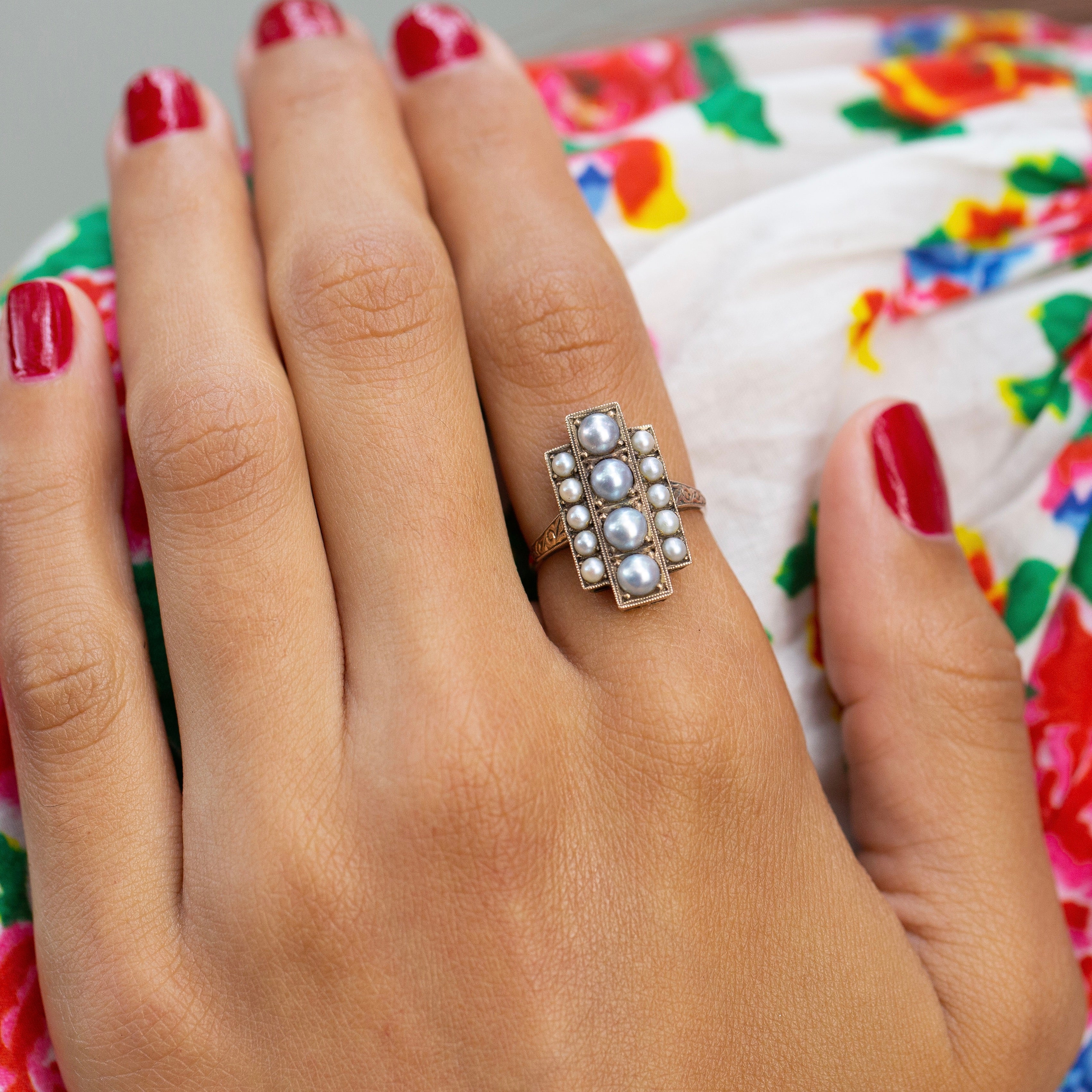 Grey Pearl and 10k Gold Ring