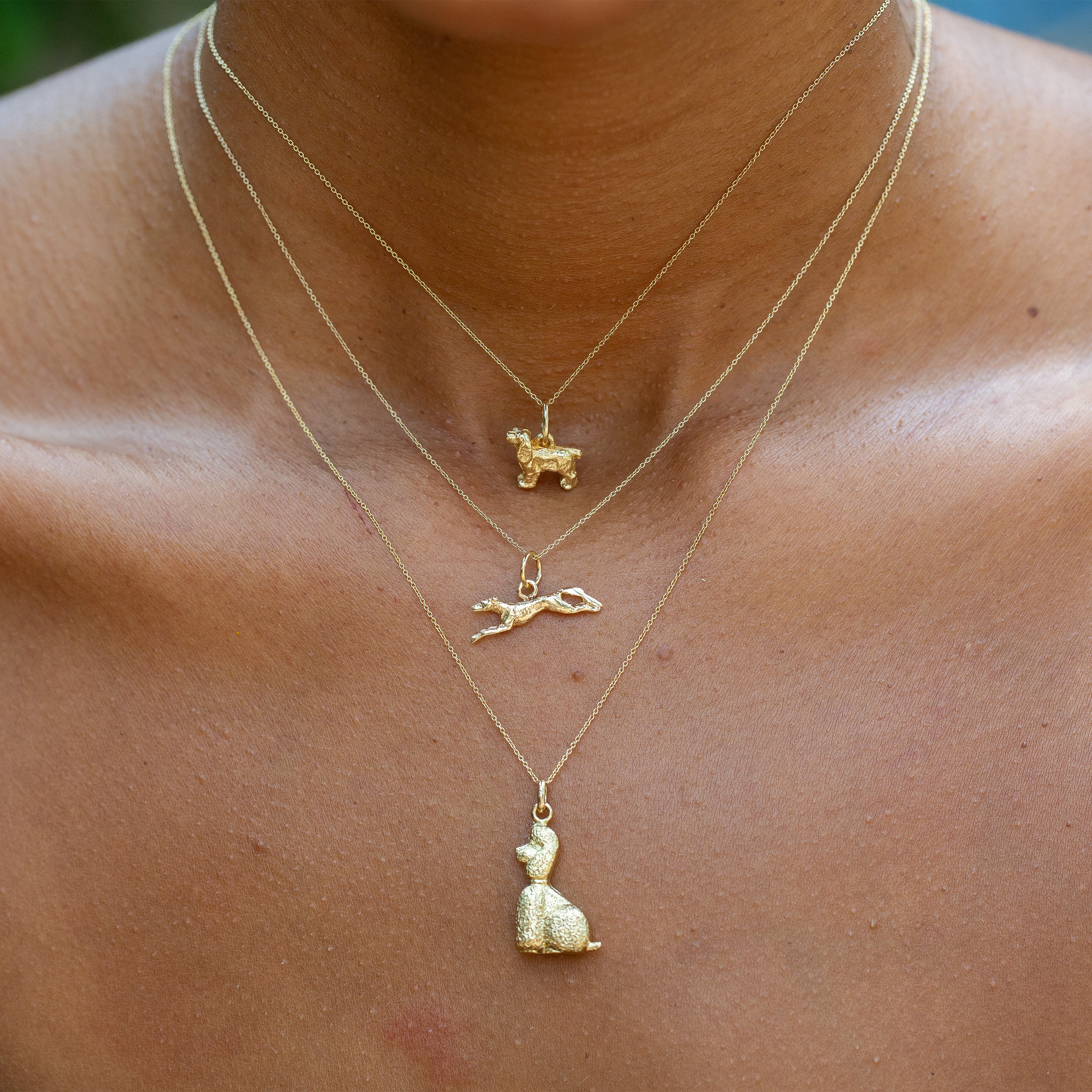 Sitting Poodle 9k Gold Dog Charm