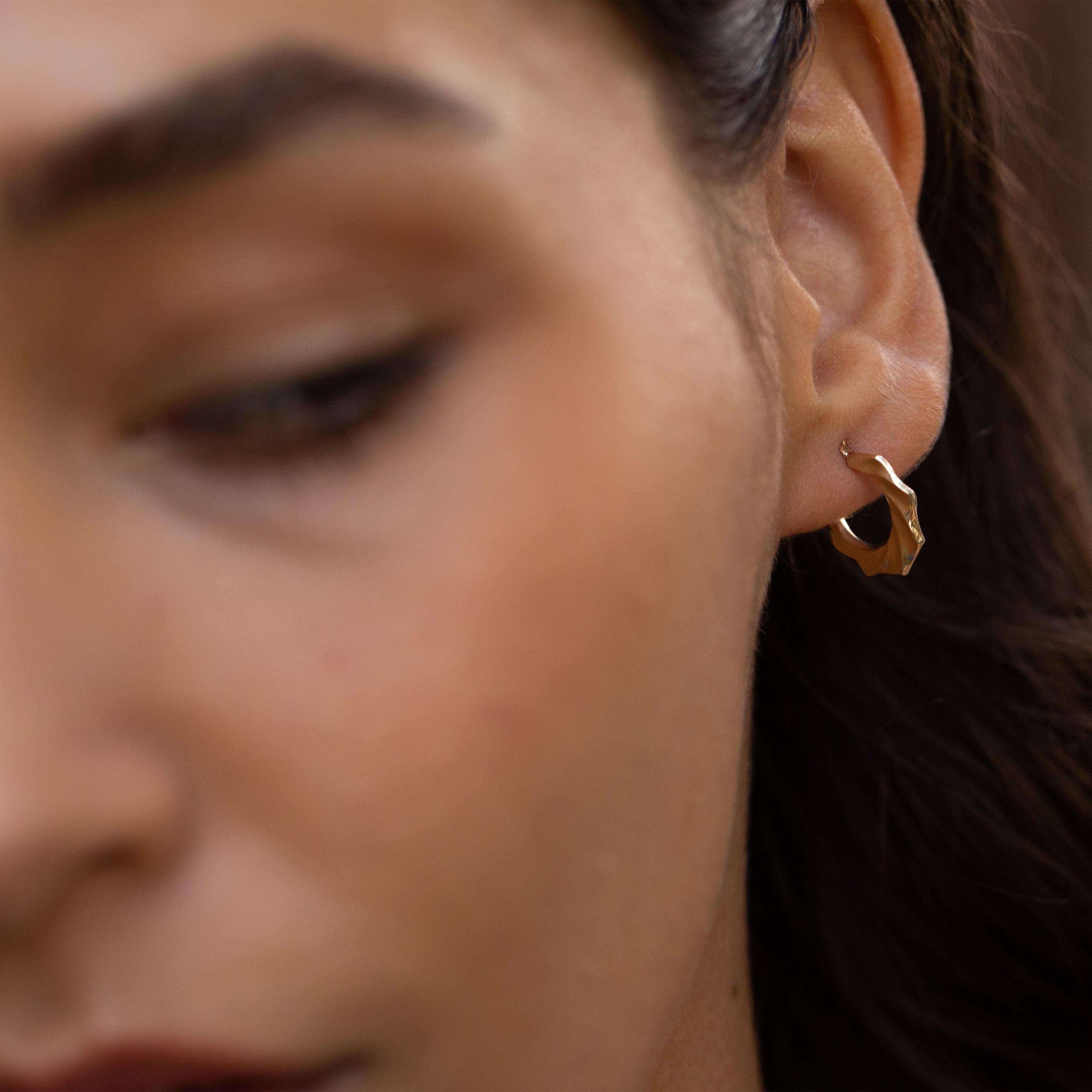 Wavy 10k Gold Petite Hoop Earrings