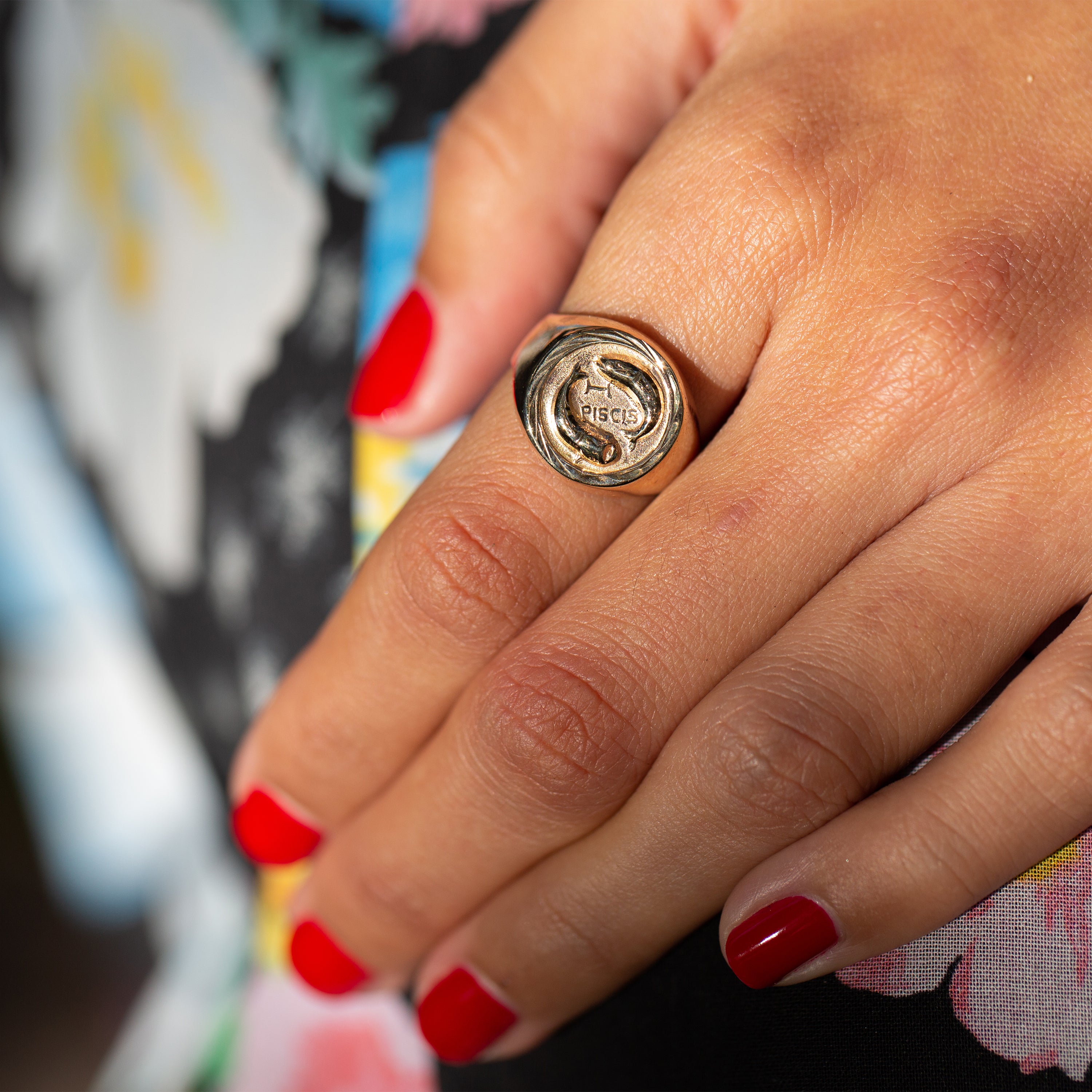 Pisces 9k Gold Zodiac Ring