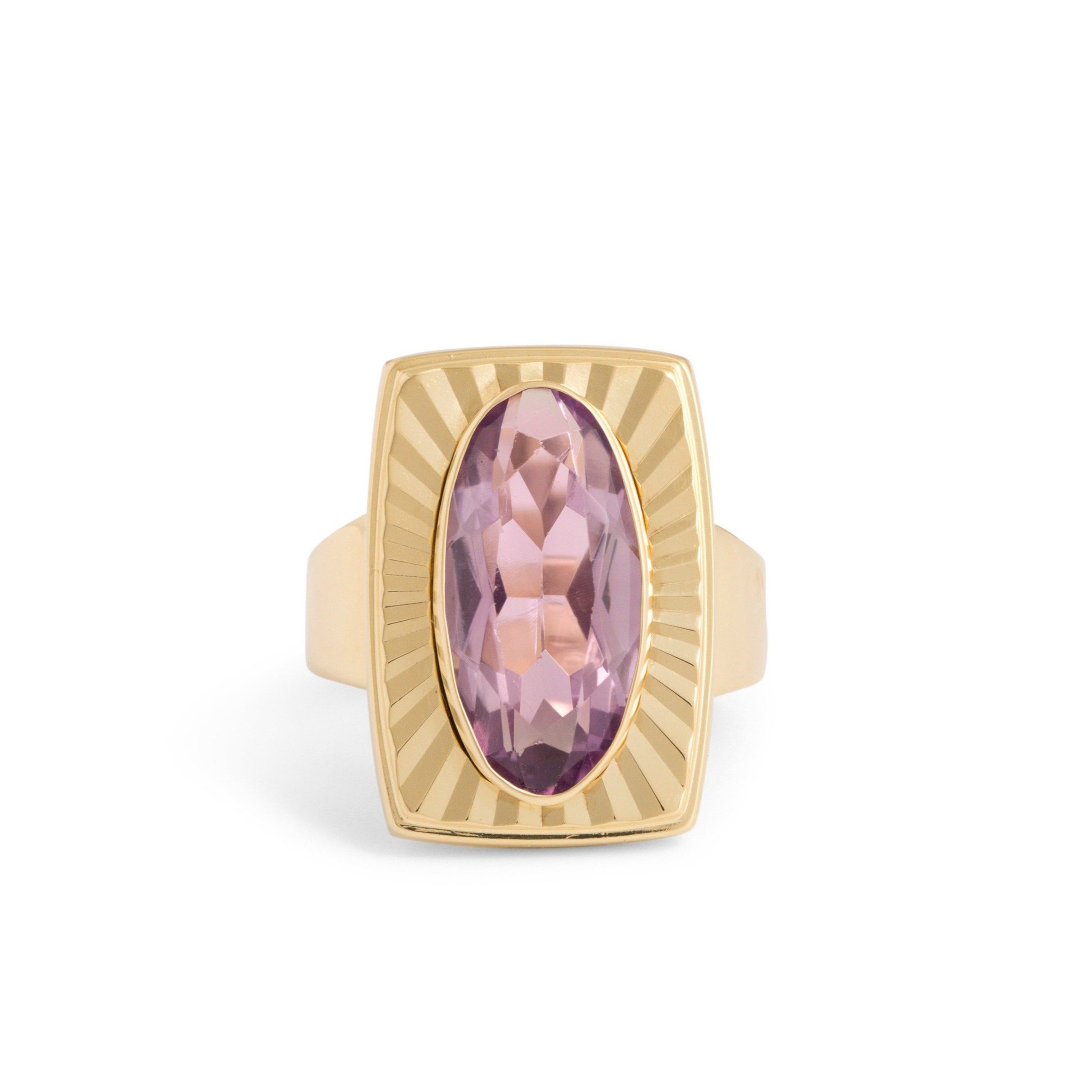 Oval Amethyst and 14k Gold Ring