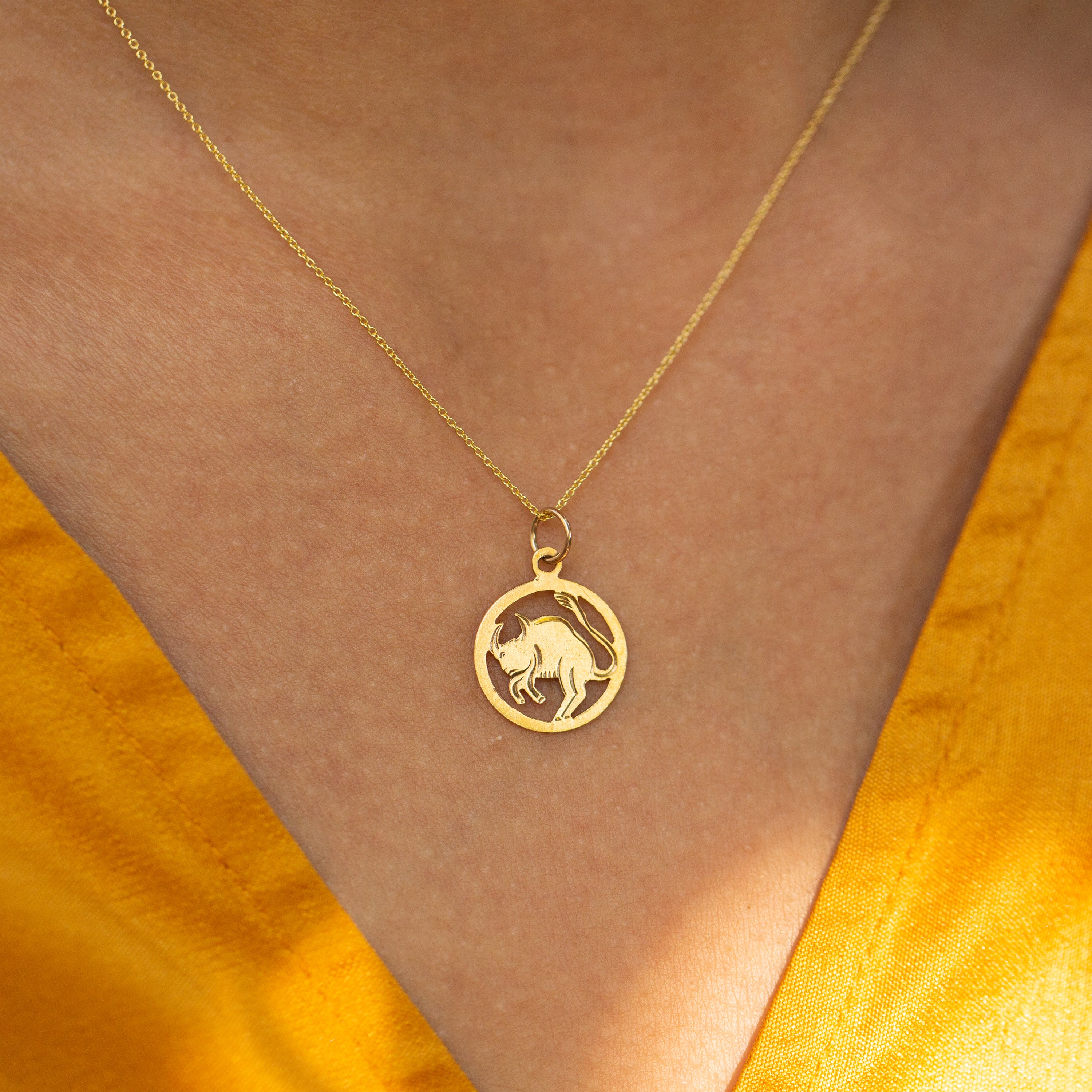 English Taurus 9k Gold Zodiac Charm
