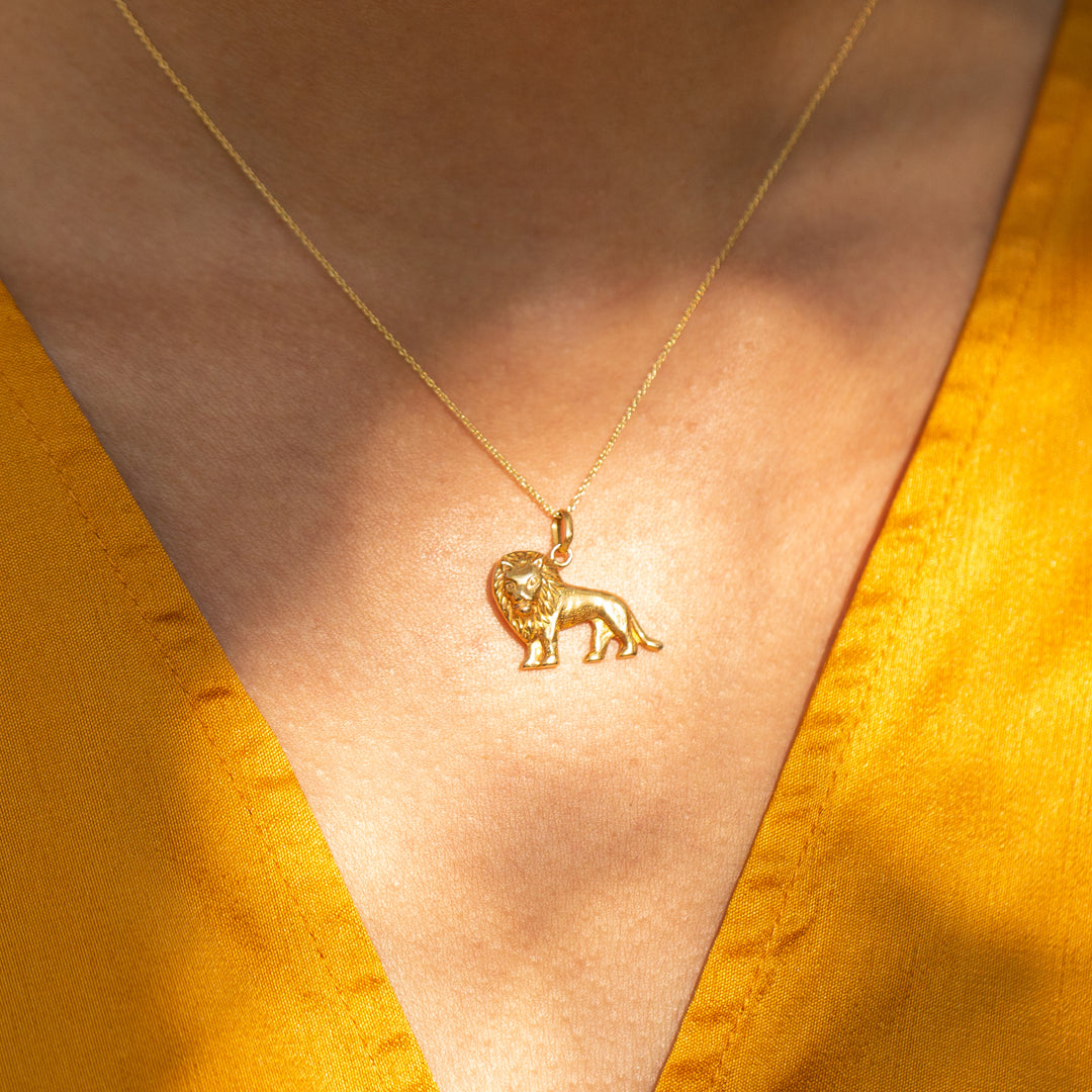 French Leo Lion 18k Gold Zodiac Charm