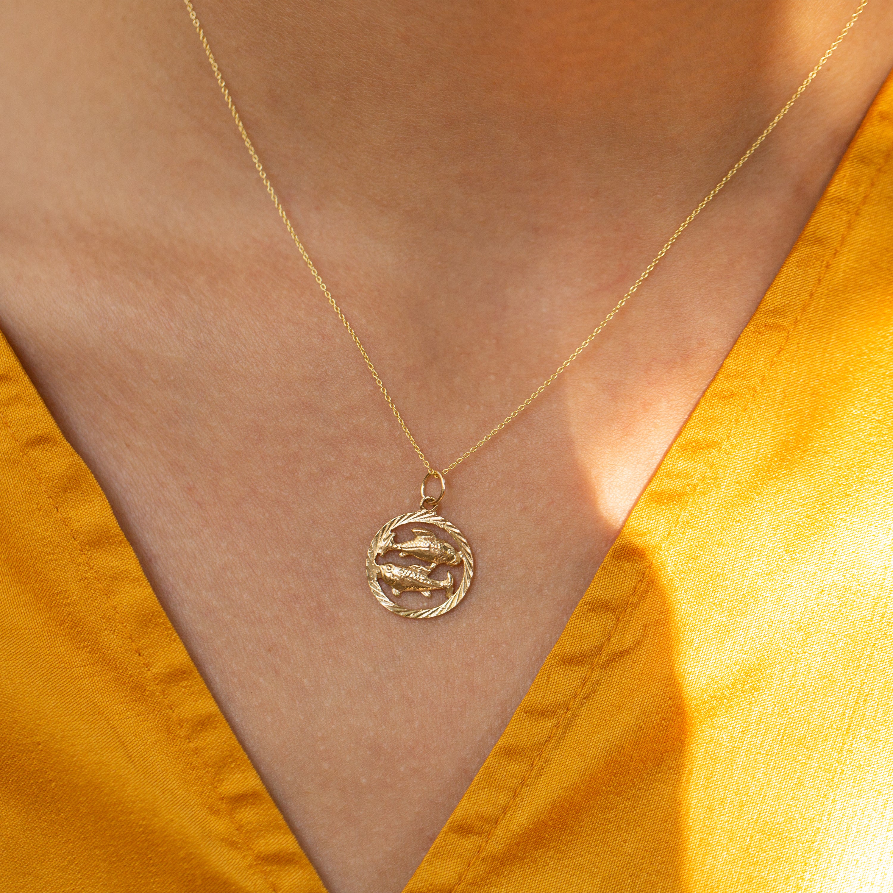 Pisces 10k Gold Zodiac Charm