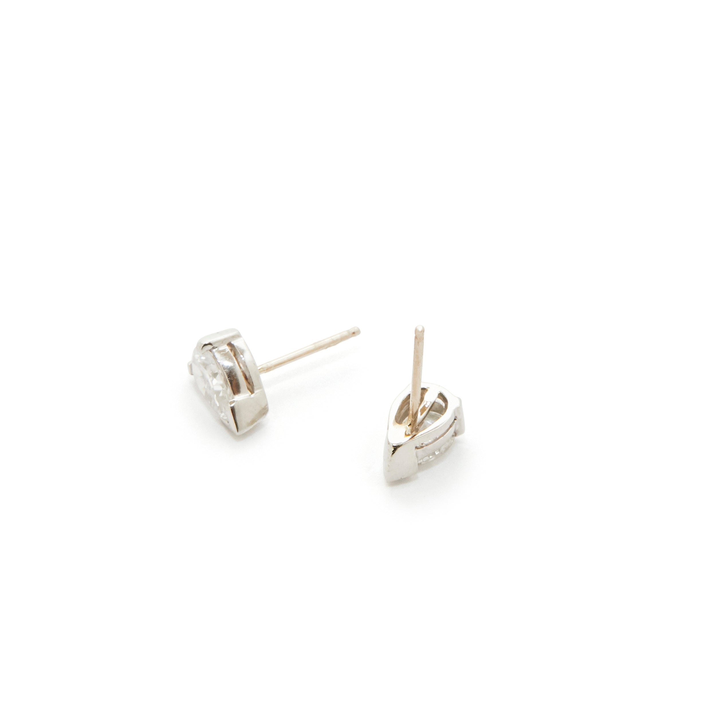 Pear-Shaped Diamond Stud Earrings