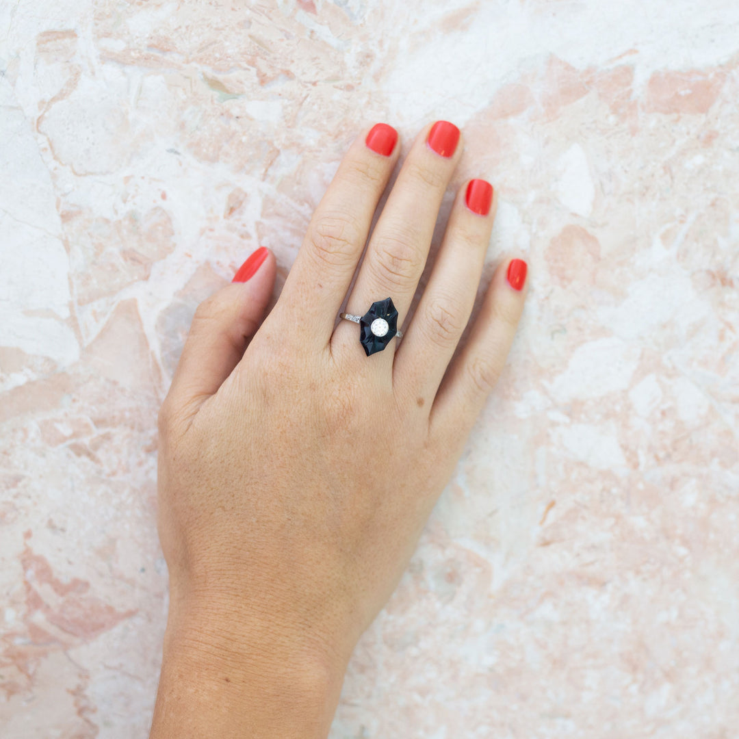 Art Deco Carved Onyx And Diamond 18k Gold Ring