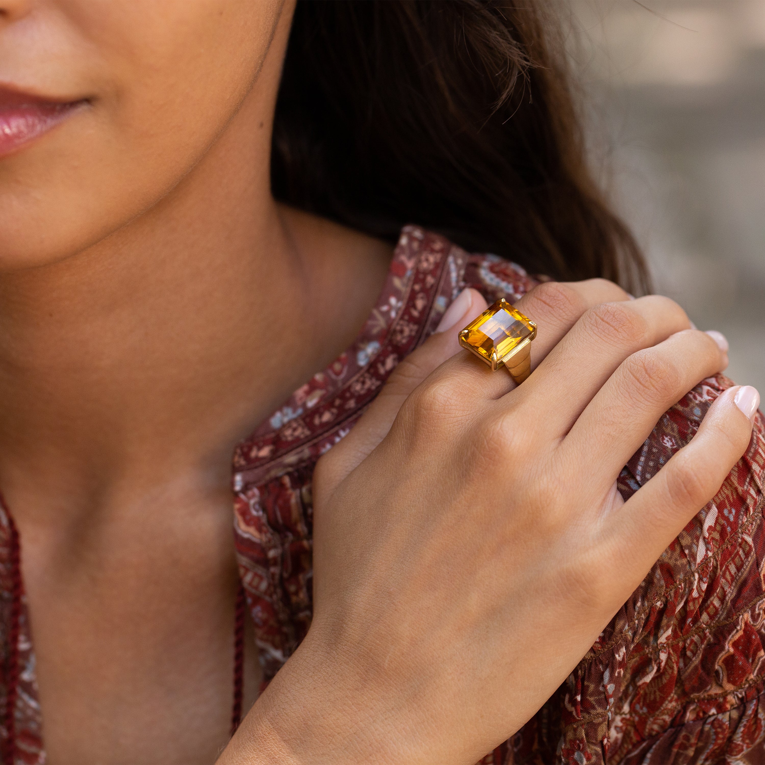 Citrine and Stepped 14k Gold Ring