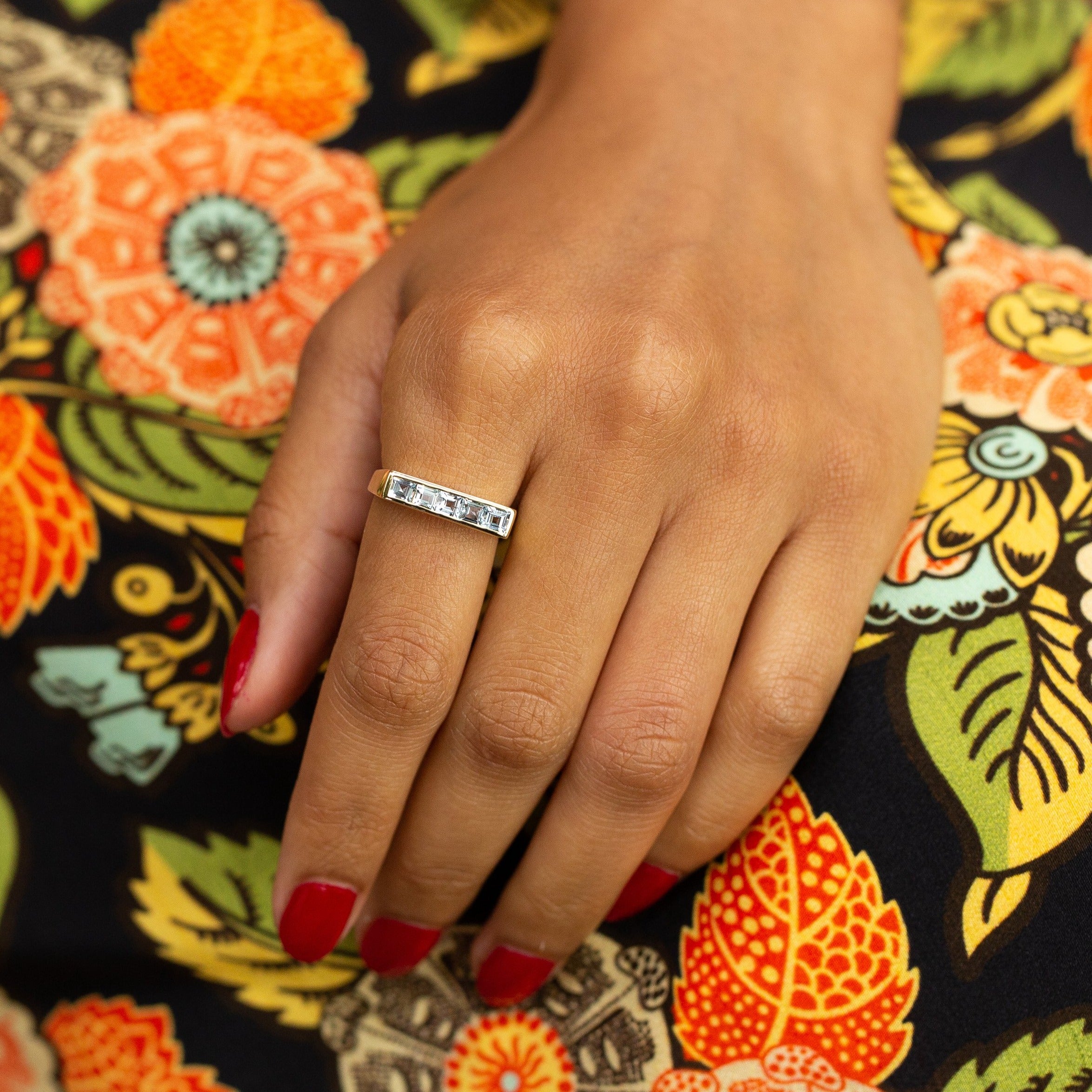 Aquamarine and 14k Gold Line Ring