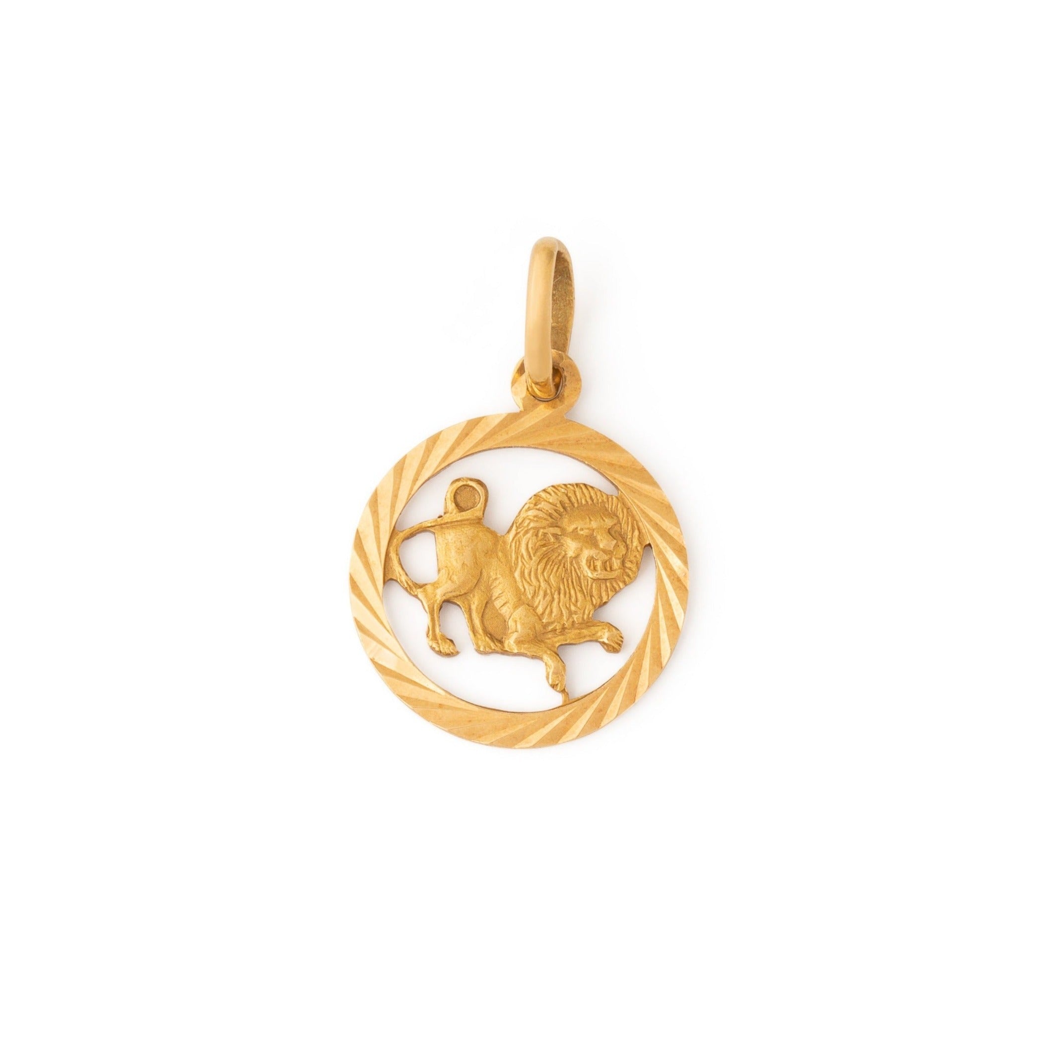 Leo 18K Gold Zodiac Charm