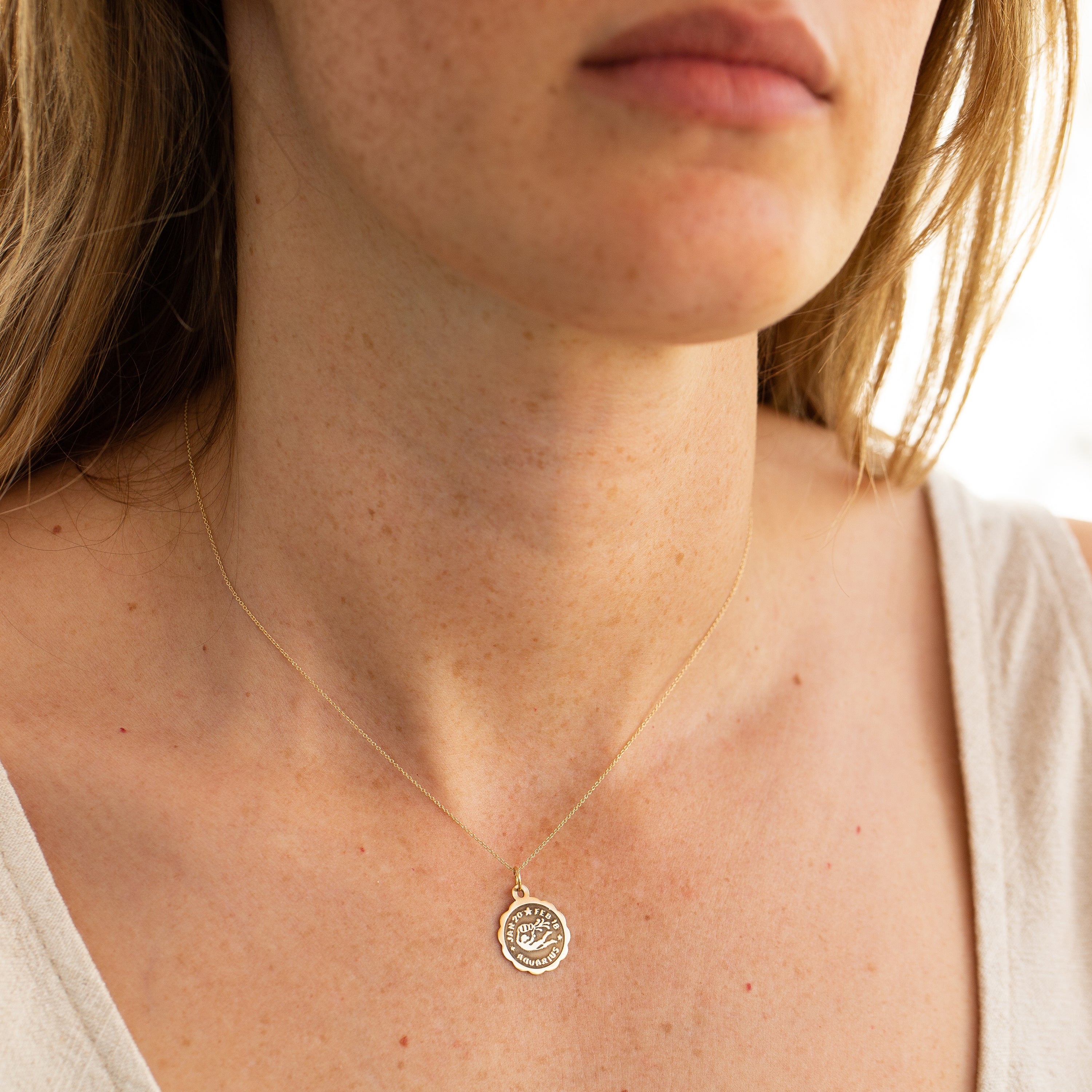 Petite Aquarius 10K Gold Zodiac Charm