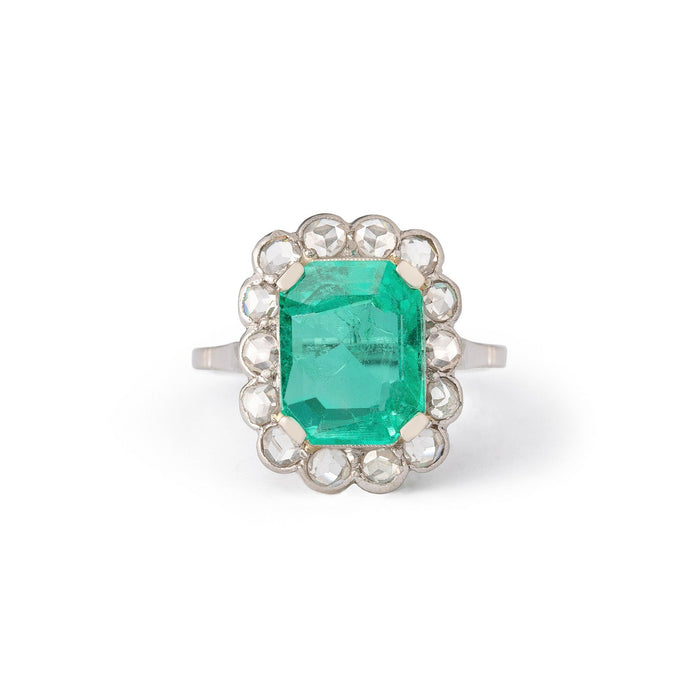 3.70 Carat Colombian Emerald, Diamond, and 18k Gold Cluster Ring