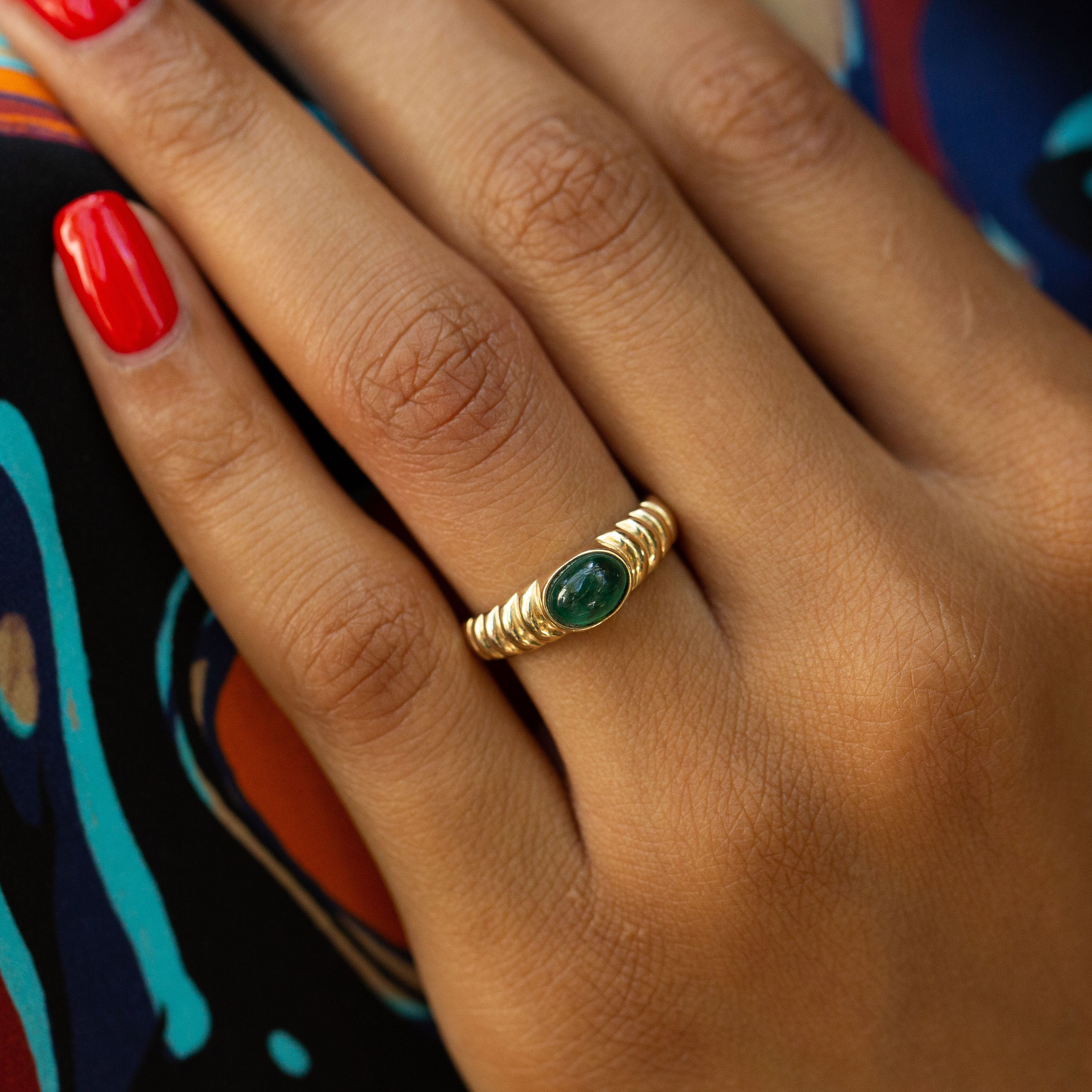 Emerald Cabochon And 14k Ribbed Gold Ring