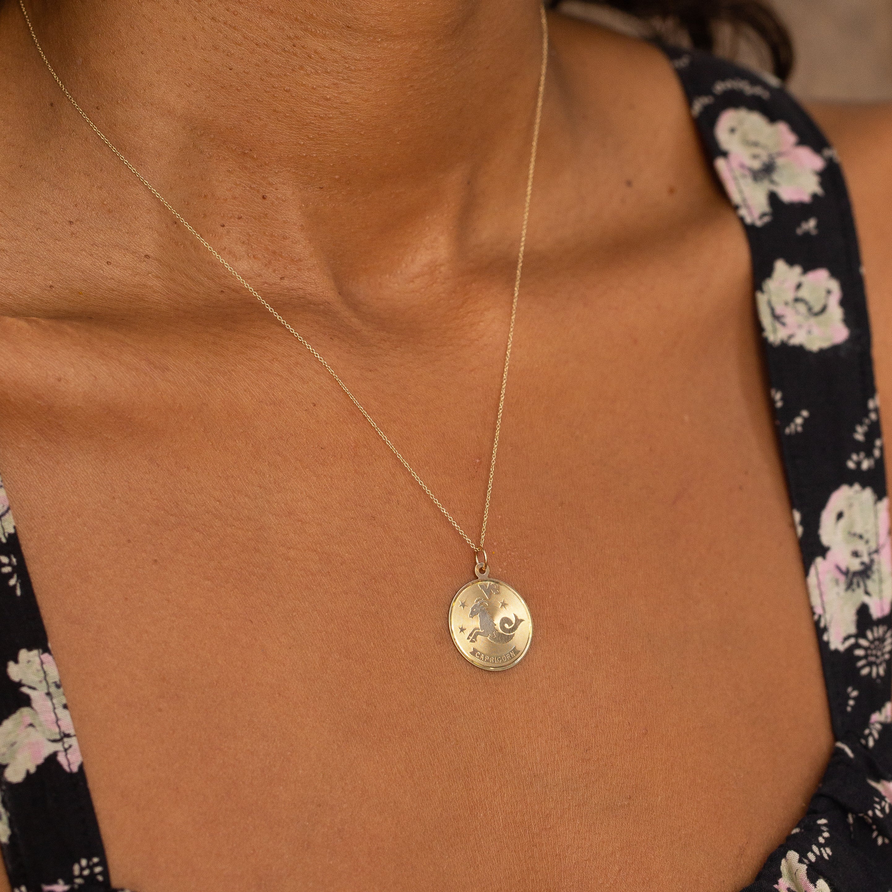 Capricorn 14k Gold Disc Zodiac Charm