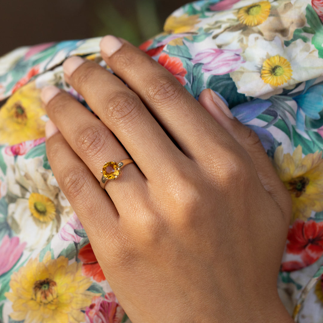 Citrine and 14k Gold Solitaire Ring